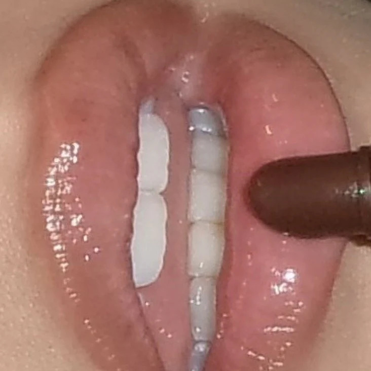 NEW ЛІМІТОВАНИЙ ароматизований тінт для вуст із пептидами RHODE ESPRESSO RICH BROWN Scented Peptide Lip Tint THE TINTED LIP LAYER